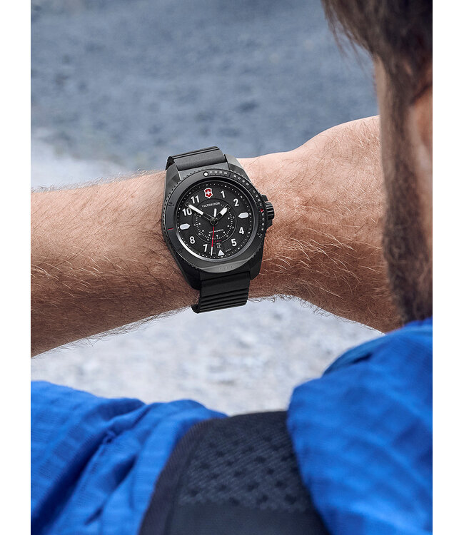 Victorinox  241982 Herrenuhr Journey 43 mm