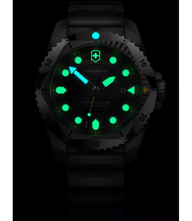 Victorinox  241990 Herrenuhr Dive 43 mm