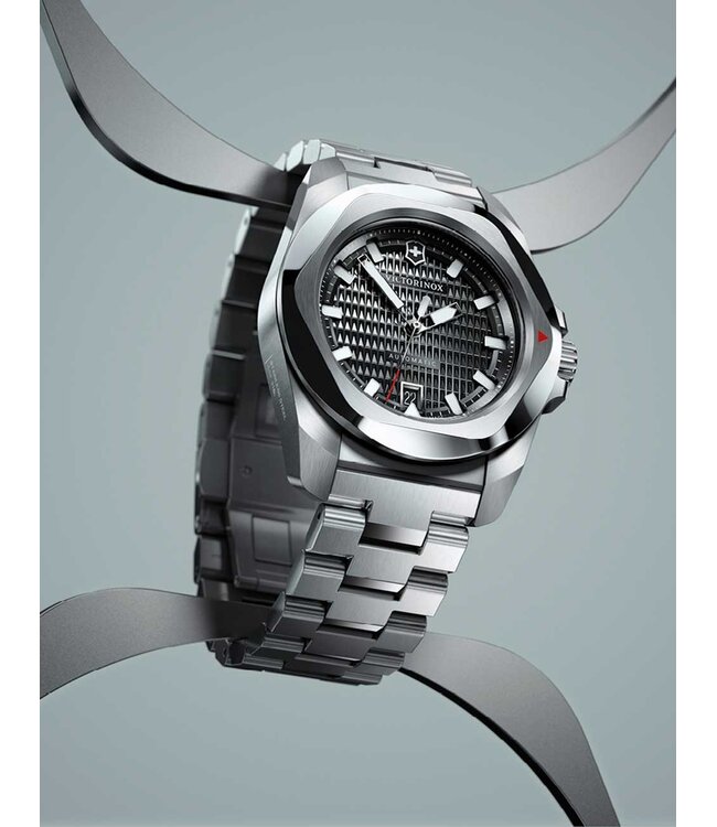 Victorinox  242019 Herrenuhr I.N.O.X. 41 mm