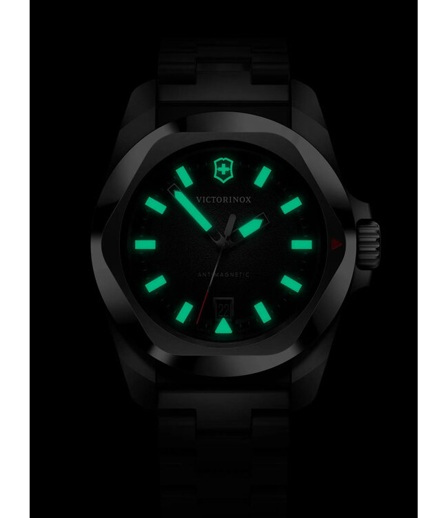 Victorinox  242030 Herrenuhr I.N.O.X. 41 mm