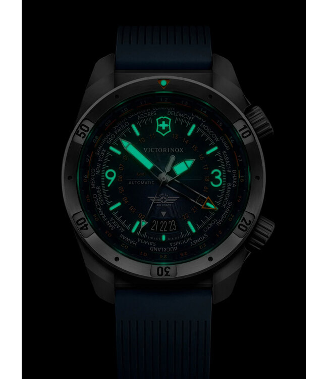 Victorinox  242003 Herrenuhr Air 43 mm