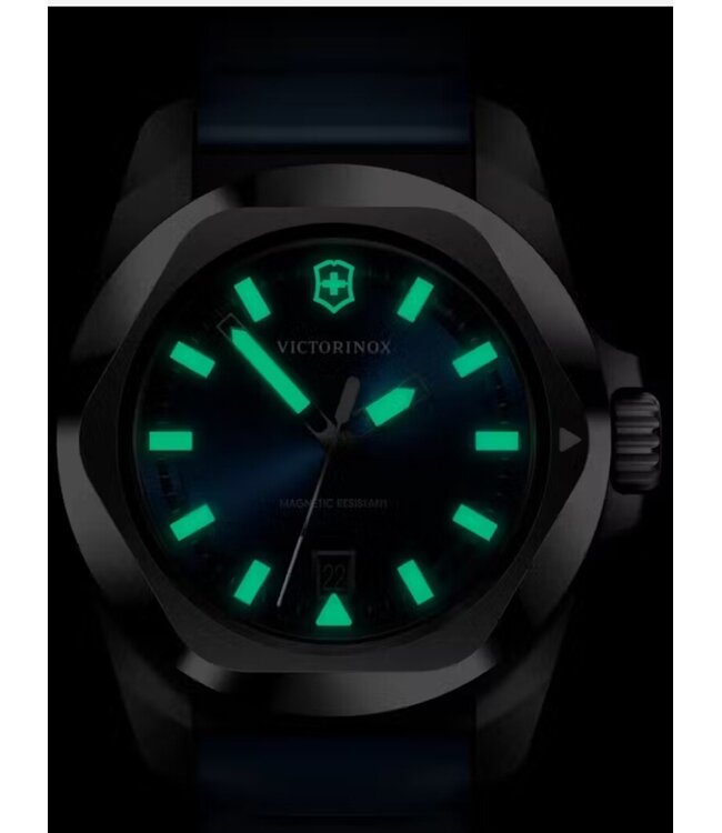 Victorinox  242084 Herrenuhr I.N.O.X 41 mm