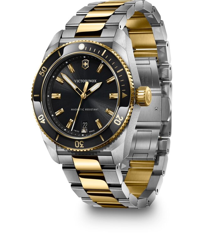 Victorinox  242102 Herrenuhr Maverick 39 mm