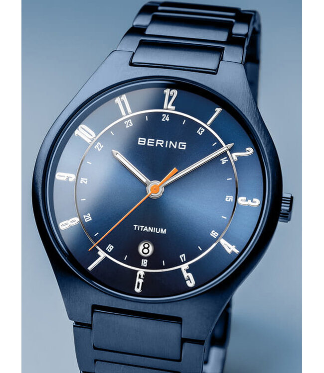 Bering 11739-797 Herrenuhr Titanium 39 mm