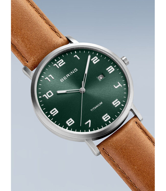 Bering 18640-568 Herrenuhr Men's 40 mm