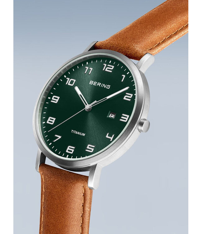 Bering 18640-568 Herrenuhr Men's 40 mm