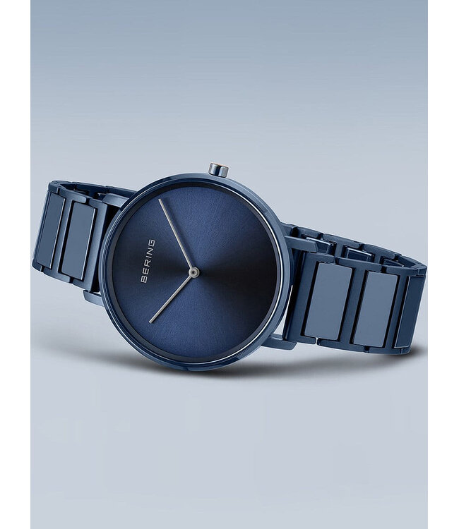 Bering 18531-797 Damenuhr 31 mm
