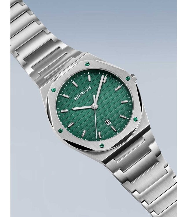 Bering 19742-708 Herrenuhr Classic 42 mm