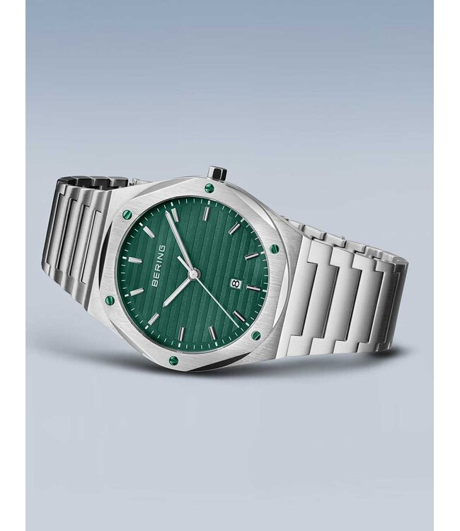 Bering 19742-708 Herrenuhr Classic 42 mm