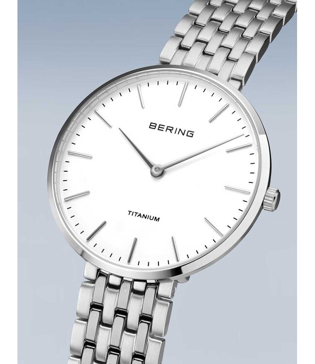 Bering 19334-004 Damenuhr Titanium 34 mm