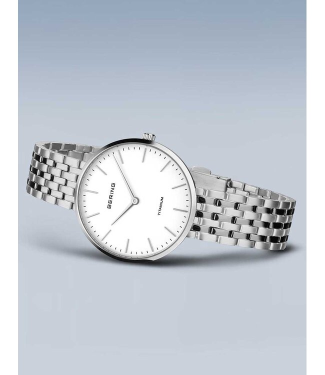 Bering 19334-004 Damenuhr Titanium 34 mm
