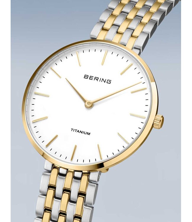 Bering 19334-010 Damenuhr Titanium 34 mm