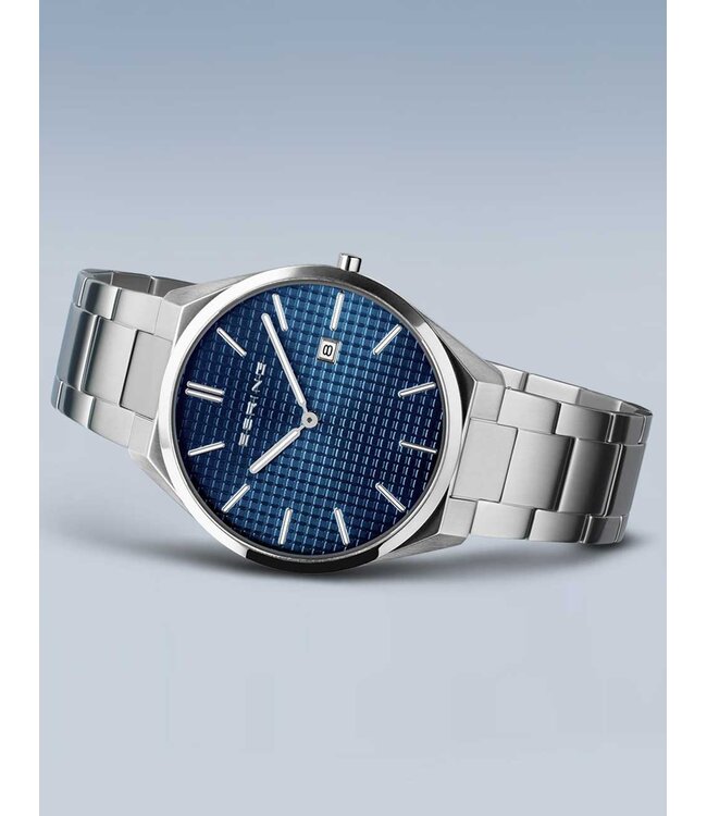 Bering 17240-707 Herrenuhr Classic 40 mm