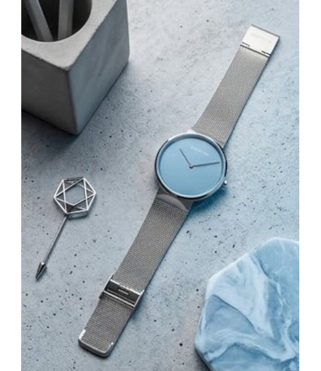 Bering 14539-078 Damenuhr Classic 39 mm