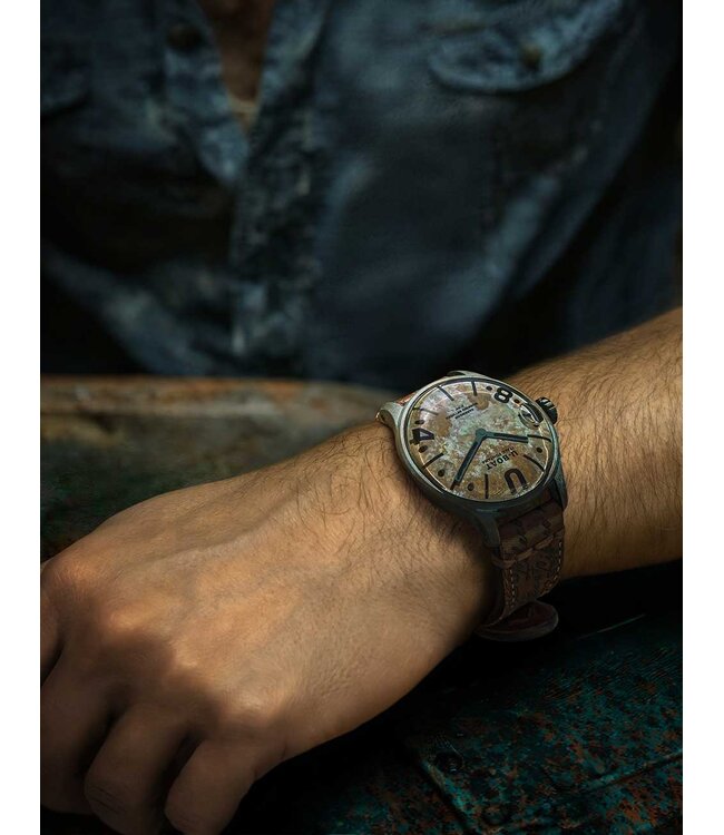 U-Boat 9600/A Herrenuhr Darkmoon 44 mm