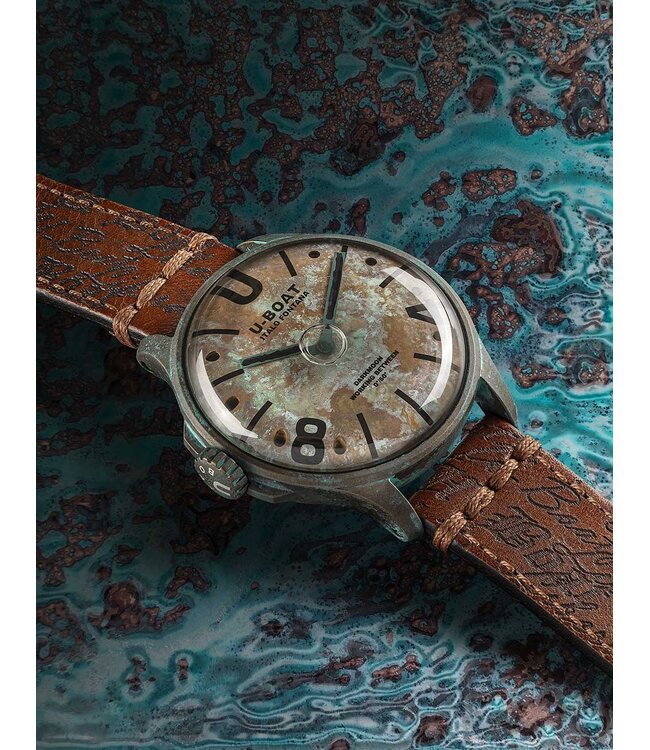 U-Boat 9600/A Herrenuhr Darkmoon 44 mm
