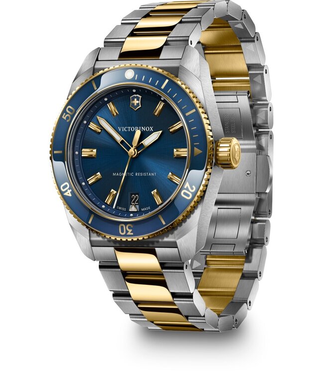 Victorinox  242100 Herrenuhr Maverick 39 mm