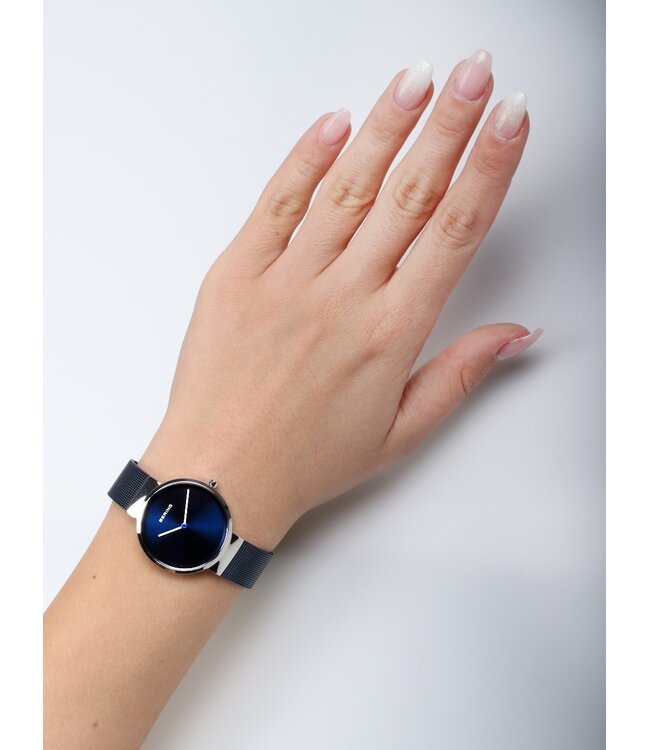 Bering 14531-307 Damenuhr Classic 31 mm