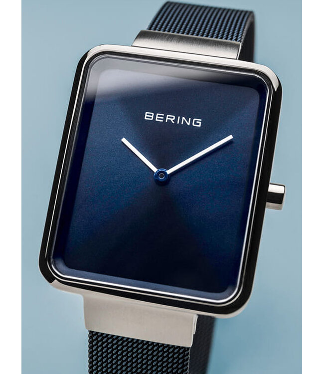 Bering 14528-307 Damenuhr Classic 28 mm