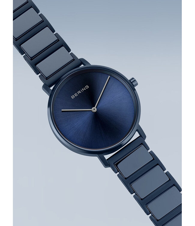 Bering 18539-797 Herrenuhr Men's 39 mm