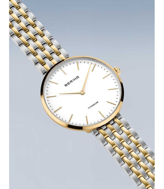 Bering 19334-010 Damenuhr Titanium 34 mm