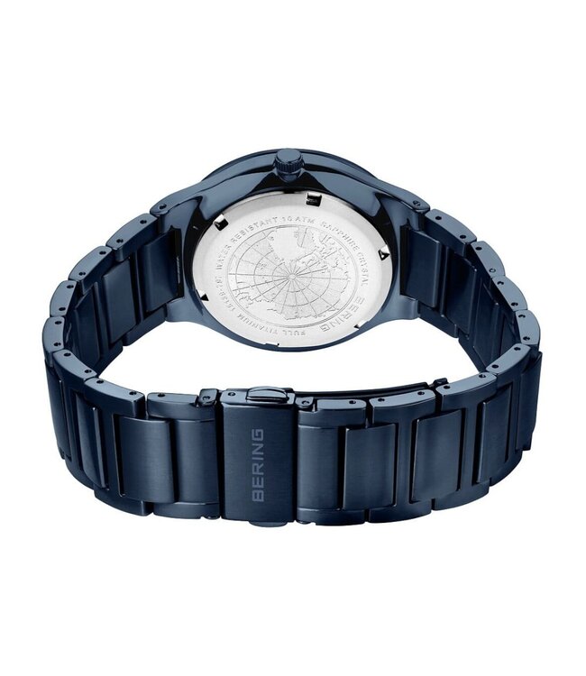 Bering 15139-797 Herrenuhr Titanium 40 mm