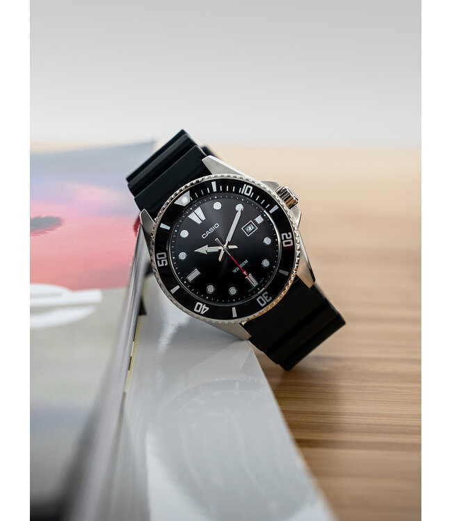 Casio  MDV-107-1A1VEF Herrenuhr Collection 44 mm