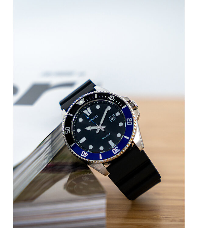 Casio  MDV-107-1A2VEF Herrenuhr Collection 44 mm