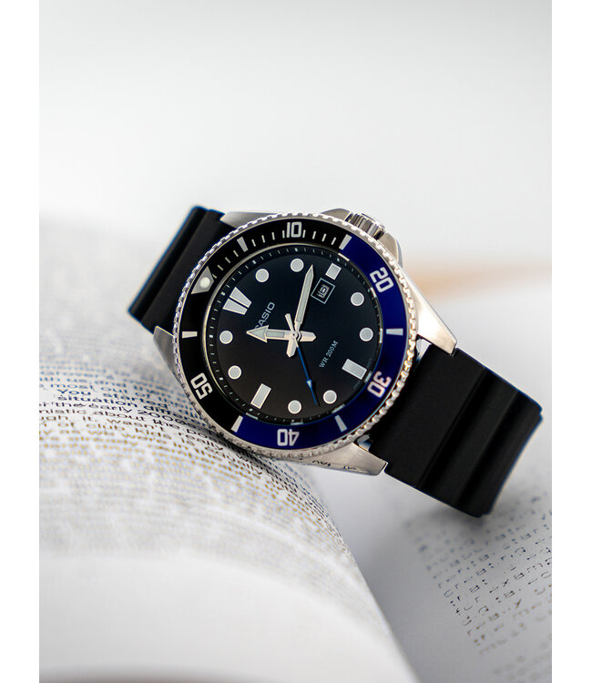 Casio  MDV-107-1A2VEF Herrenuhr Collection 44 mm