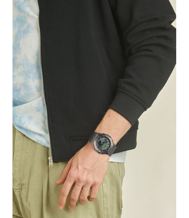 Casio  GM-2100B-3AER Herrenuhr G-Shock 44 mm