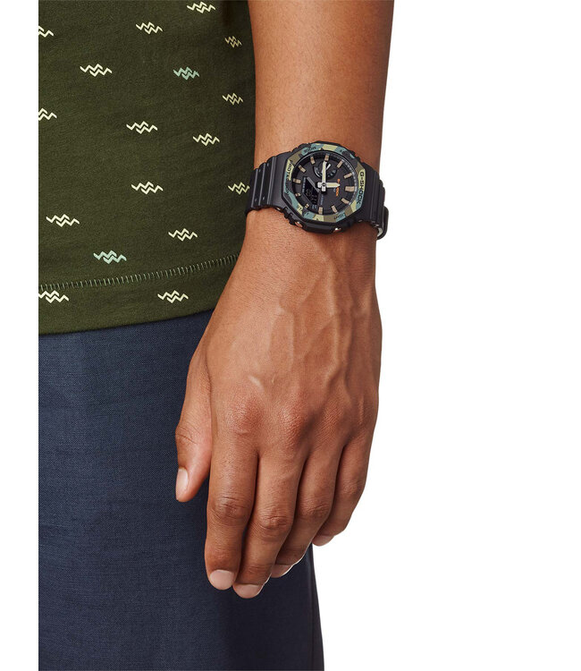 Casio  GA-2100SU-1AER Herrenuhr G-Shock 45 mm