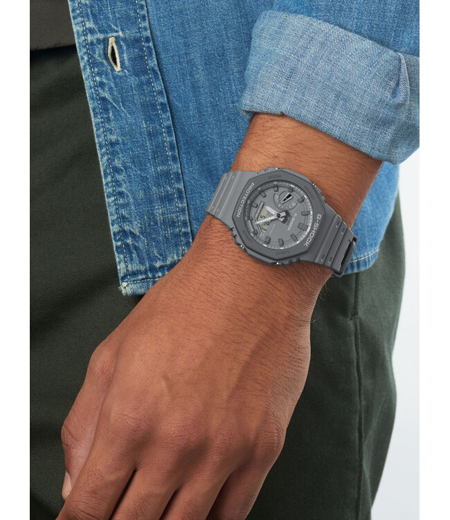 Casio  GA-2110ET-8AER Herrenuhr G-Shock 45 mm