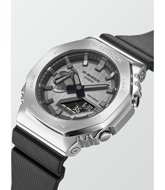 Casio  GM-2100-1AER Herrenuhr G-Shock 44 mm