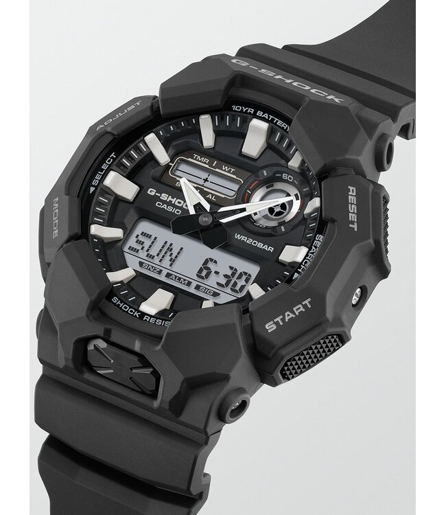 Casio  GA-010-1AER Herrenuhr G-Shock 52 mm