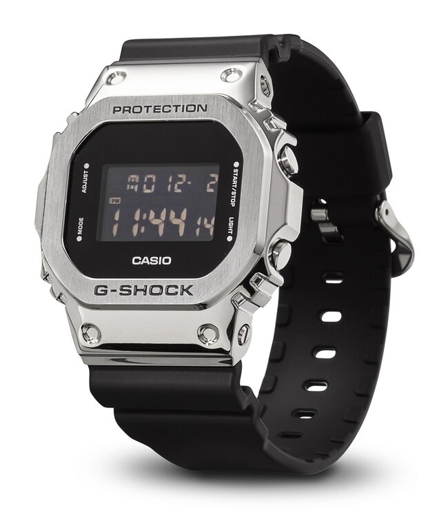 Casio  GM-5600U-1ER Herrenuhr G-Shock 43 mm