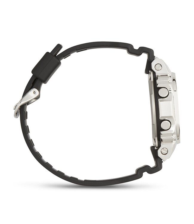 Casio  GM-5600U-1ER Herrenuhr G-Shock 43 mm