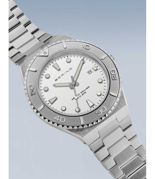 Bering 18940-704 Herrenuhr Classic 40 mm