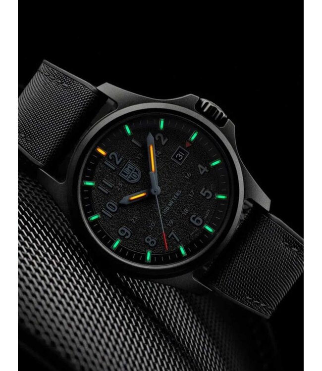 Luminox XL.1961 Herrenuhr Atacama 43 mm