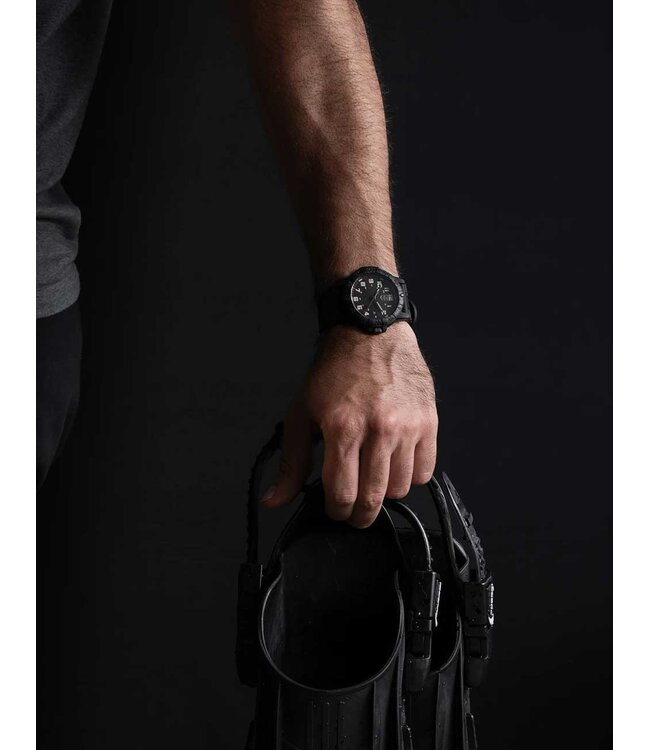 Luminox XS.0330 Herrenuhr Leatherback 44 mm