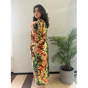 Lange kimono met bloemmotief van  zalm groen gele tie-dye katoen