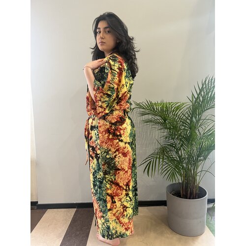 Long kimono with flower print of salmon green yellow tie-dye cotton Long kimono with flower print of salmon green yellow tie-dye cotton
