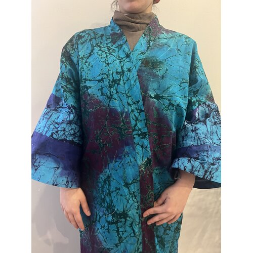 Lange kimono van blauw paars groene tie-dye katoen Lange kimono van blauw paars groene tie-dye katoen