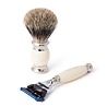 Taylor of Old Bond Street Scheerset Fusion Pure Badger Edwardian Ivoor (3-delig) Taylor of Old Bond Street Scheerset Fusion Pure Badger Edwardian Ivoor (3-delig)