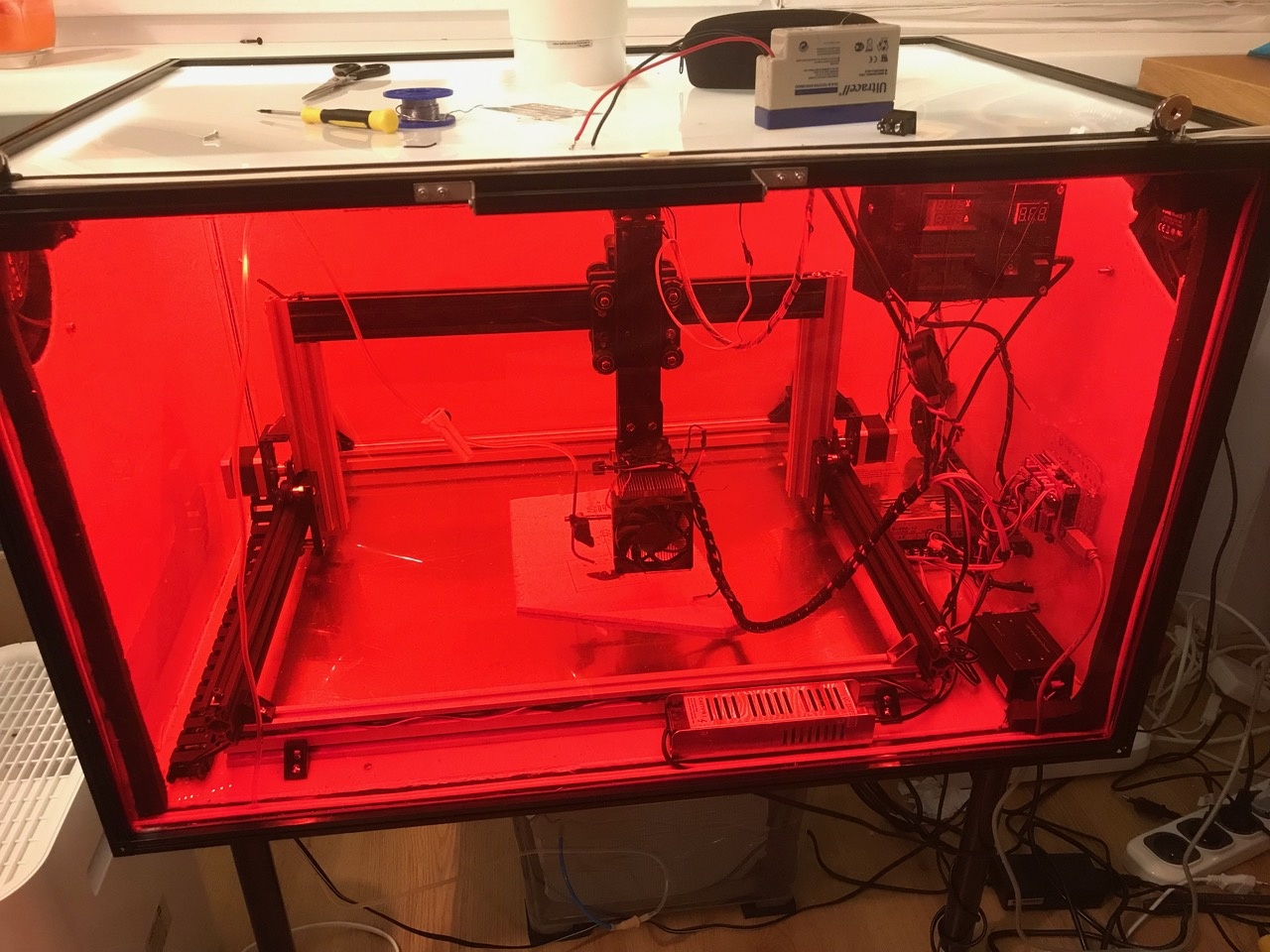 Laser cutter in MakerBeam enclosure - MakerBeam
