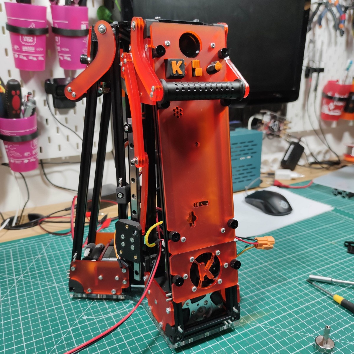 Robotix's cup Les Karibous build 5 MakerBeam inside