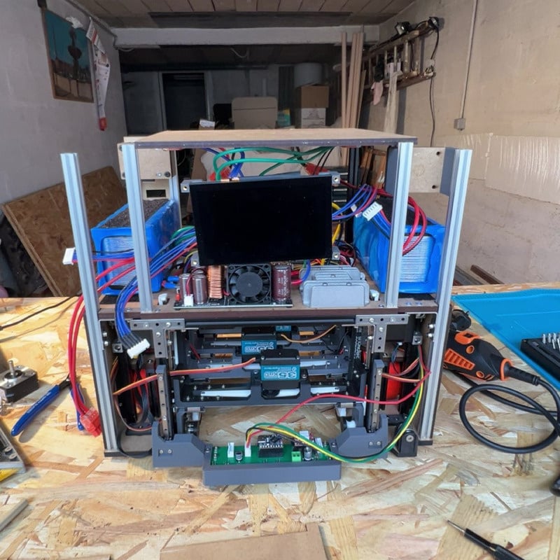 MakerBeam robotics build 4