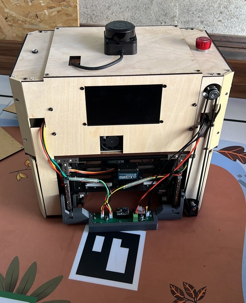 MakerBeam robotics build 1