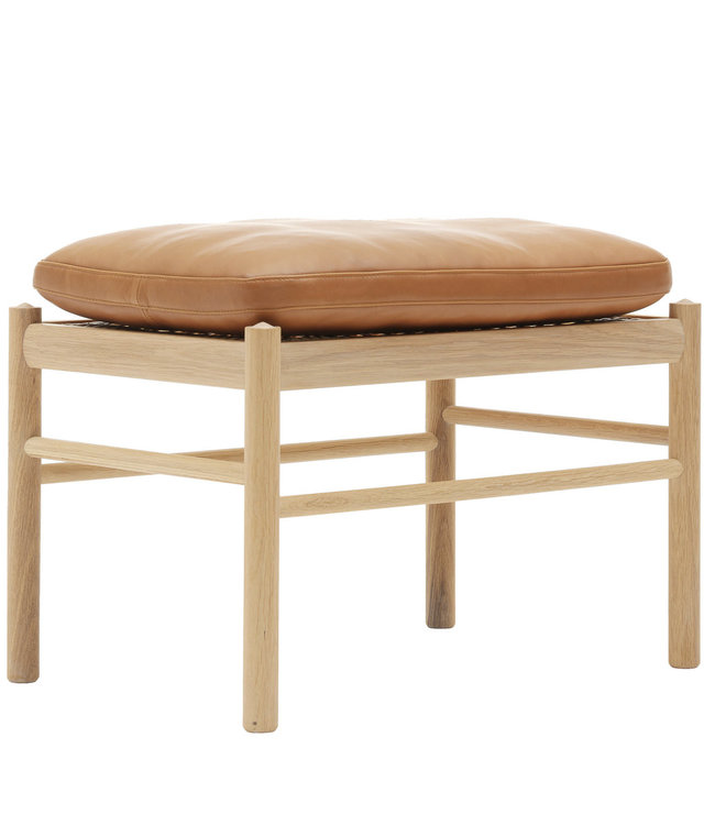 Carl Hansen & Søn OW149F Voetenbank bij Colonial Chair