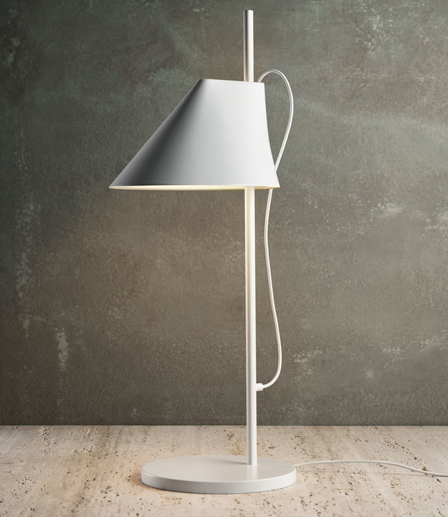 Louis Poulsen Yuh Tafellamp in zwart of wit