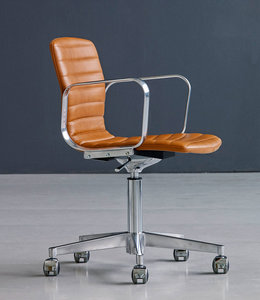 Magnus Olesen Butterfly Desk Chair